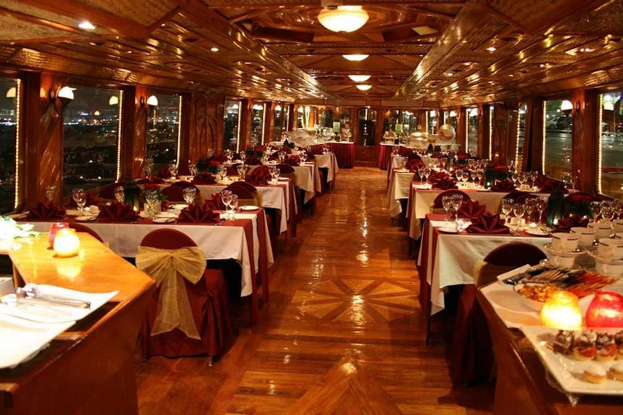 New Year Eve Luxury Dhow Dinner Cruise - Dubai Marina - itickets.ae | Your Activity Portal